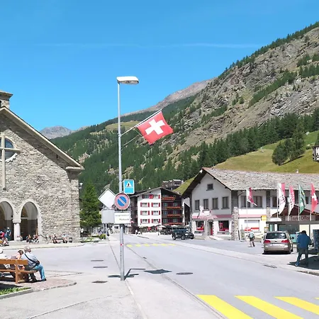 Allalinblick Appartement-fewo 4- Og Bergseite By Interhome